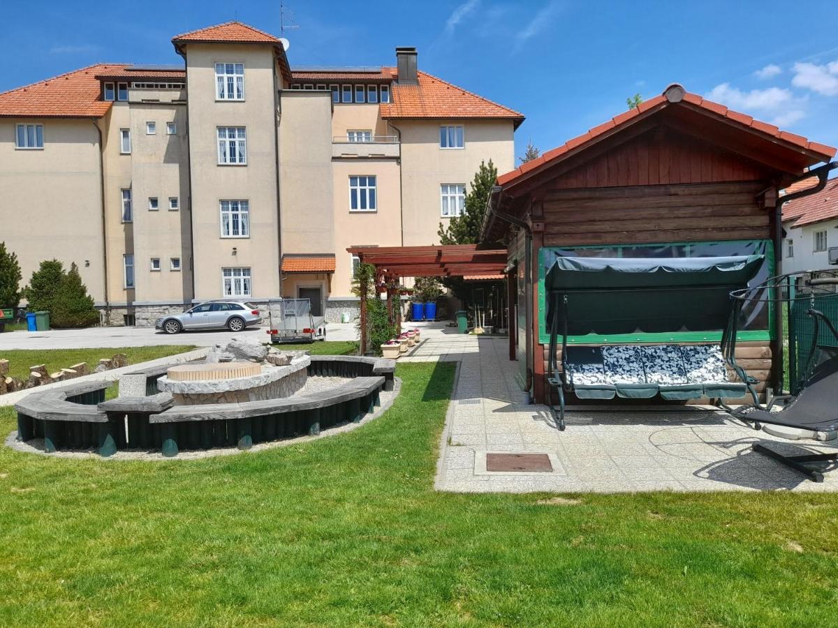 Apartments And Rooms Kod Eli Равна-Гора Экстерьер фото