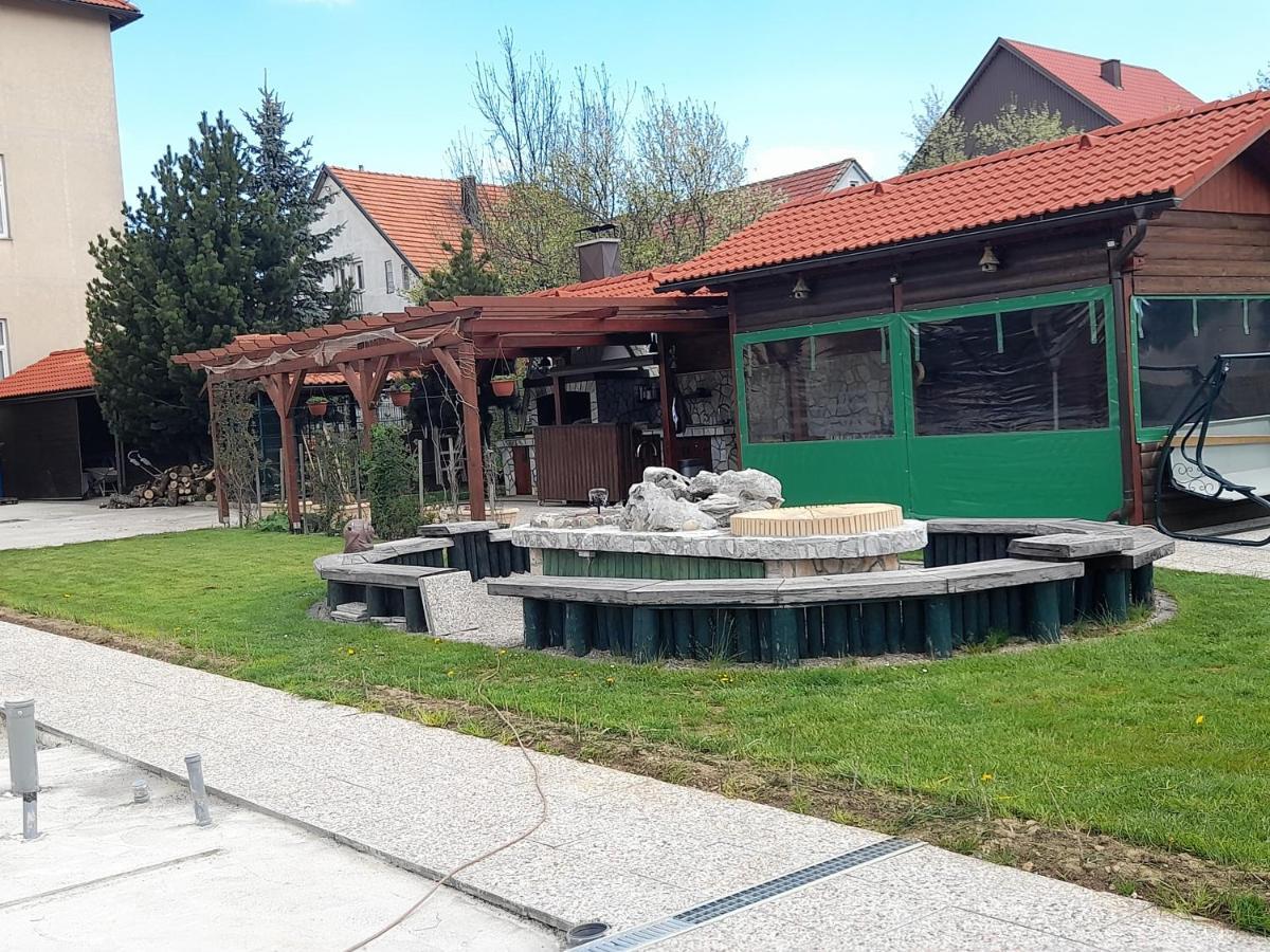 Apartments And Rooms Kod Eli Равна-Гора Экстерьер фото