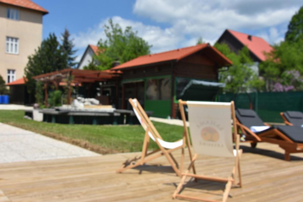 Apartments And Rooms Kod Eli Равна-Гора Экстерьер фото