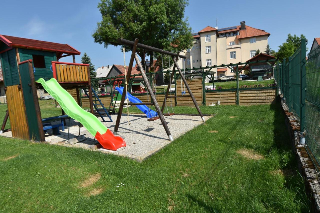 Apartments And Rooms Kod Eli Равна-Гора Экстерьер фото