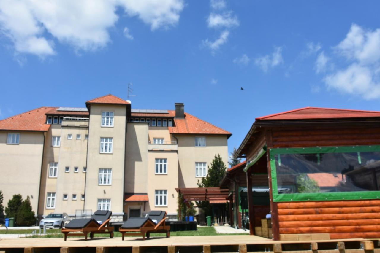 Apartments And Rooms Kod Eli Равна-Гора Экстерьер фото