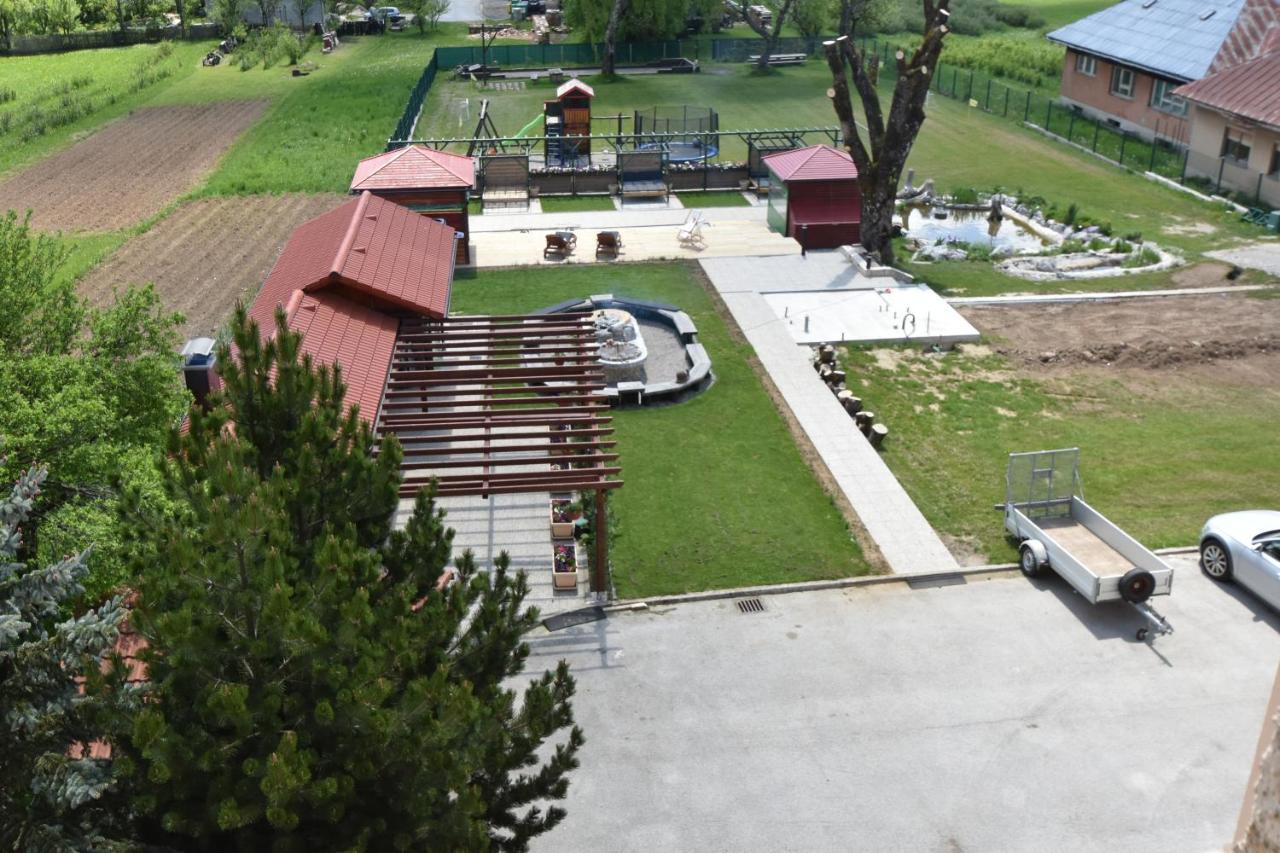 Apartments And Rooms Kod Eli Равна-Гора Экстерьер фото