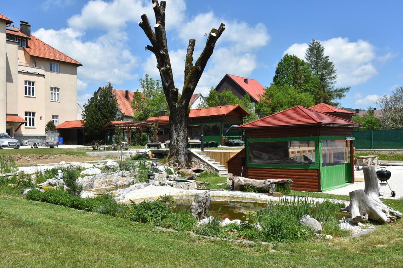 Apartments And Rooms Kod Eli Равна-Гора Экстерьер фото