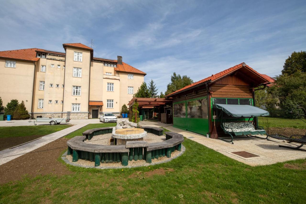 Apartments And Rooms Kod Eli Равна-Гора Экстерьер фото
