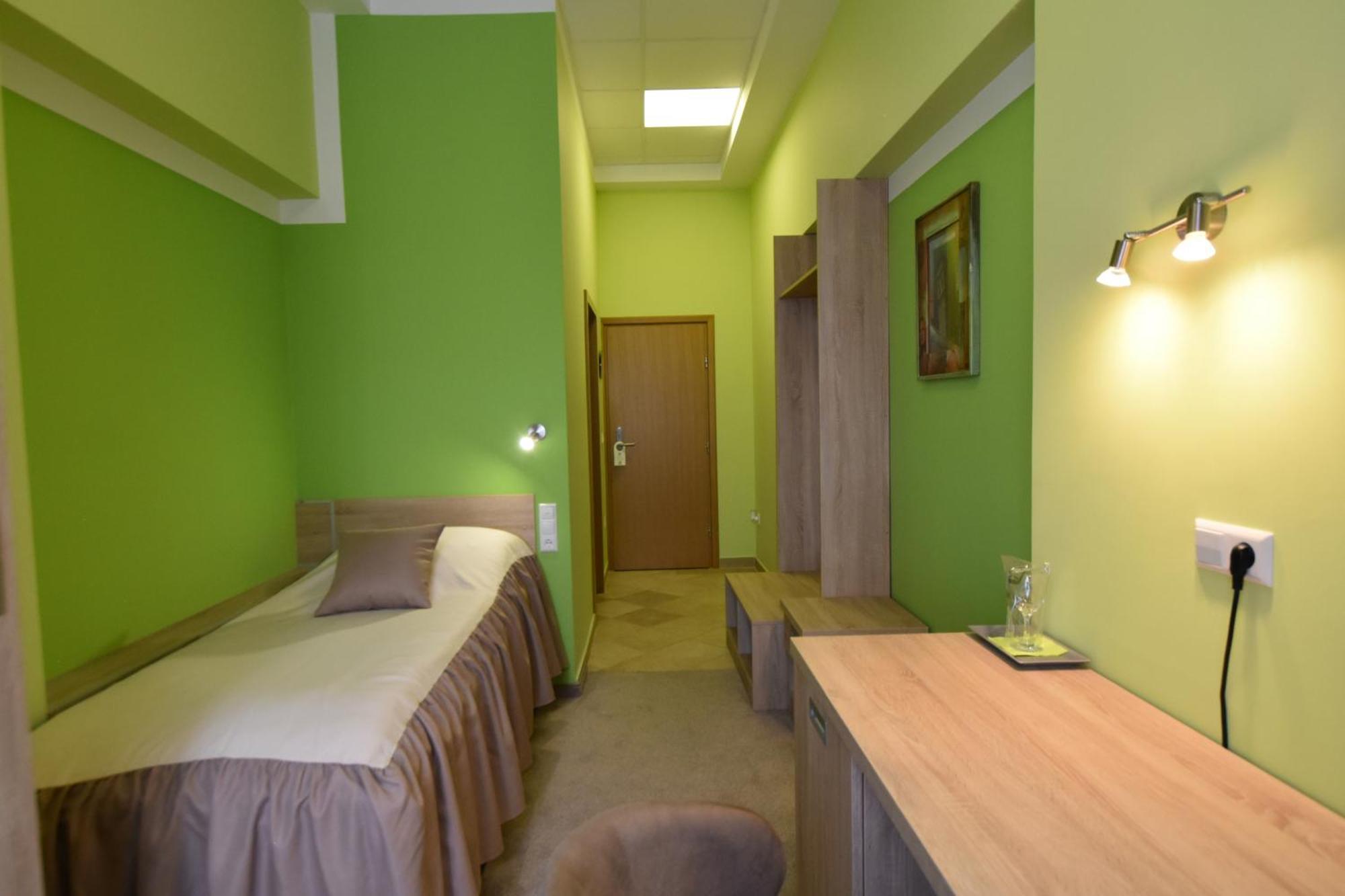 Apartments And Rooms Kod Eli Равна-Гора Экстерьер фото