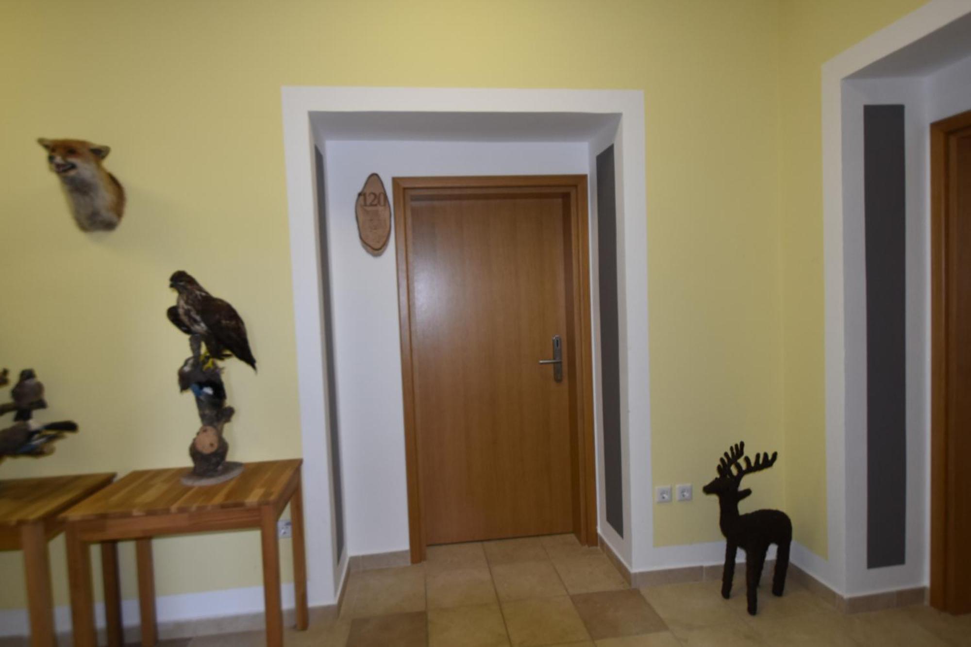 Apartments And Rooms Kod Eli Равна-Гора Экстерьер фото